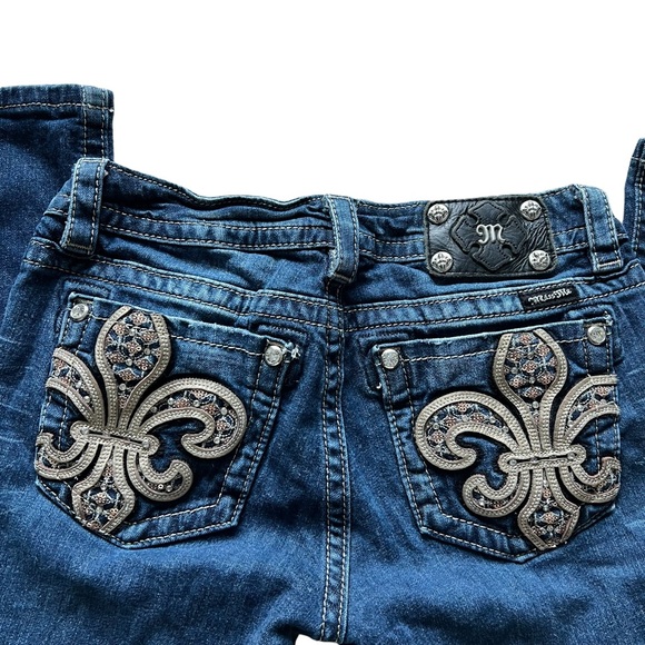 Miss me Low Rise Bootcut Jeans Size 28 (Style # JP62268) - Picture 5 of 13